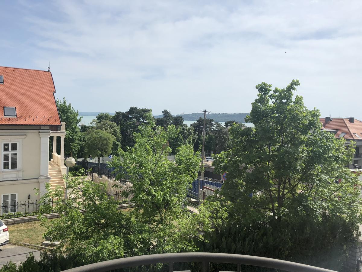 バラトンフレド Zoeldteto Panzio Bed & Breakfast エクステリア 写真