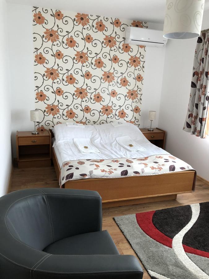 バラトンフレド Zoeldteto Panzio Bed & Breakfast エクステリア 写真