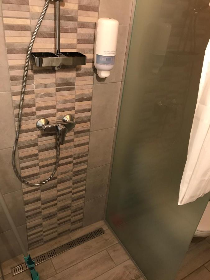 バラトンフレド Zoeldteto Panzio Bed & Breakfast エクステリア 写真